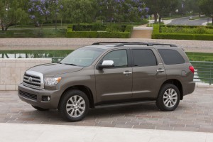 【ハリウッドクルマニュース】いまノリにノッてるテイラー・スイフトが乗ってるクルマは？ - Copy_of_Toyota_Sequoia_2010_283