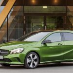 Mercedes-Benz A 220d 4MATIC (Style), elbaitgrün. Interieur schwarz / grün ;
Mercedes-Benz A 220d 4MATIC (Style), elbaite green, Interior black / green;