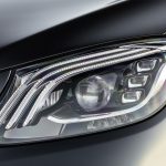 Mercedes-Maybach S 560 4MATIC; 2017; Exterieur: unischwarz; Interieur: seidenbeige/titaniumgrau ;Kraftstoffverbrauch kombiniert: 9,3 l/100 km; CO2-Emissionen kombiniert: 209 g/km
Mercedes-Maybach S 560 4MATIC; 2017; exterior: black; interior: silk beige/titanium grey; Fuel consumption combined: 9.3 l/100 km; CO2 emissions combined: 209 g/km
