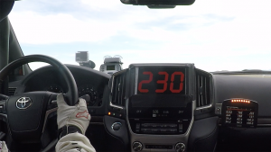 【動画】トヨタが2000馬力の「ランドクルーザー」でSUV世界最速記録を樹立 - 0509_Toyota-LandCruiser-fastest-SUV_02