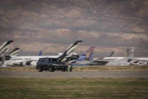 【動画】トヨタが2000馬力の「ランドクルーザー」でSUV世界最速記録を樹立 - 0509_Toyota-LandCruiser-fastest-SUV_03