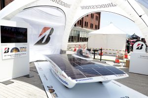 横浜・赤レンガ倉庫で展示中！ブリヂストンはなぜ「ワールドソーラーチャレンジ」を応援するのか？[PR] - Bridgestone-World-Solar-Challenge_3(7)