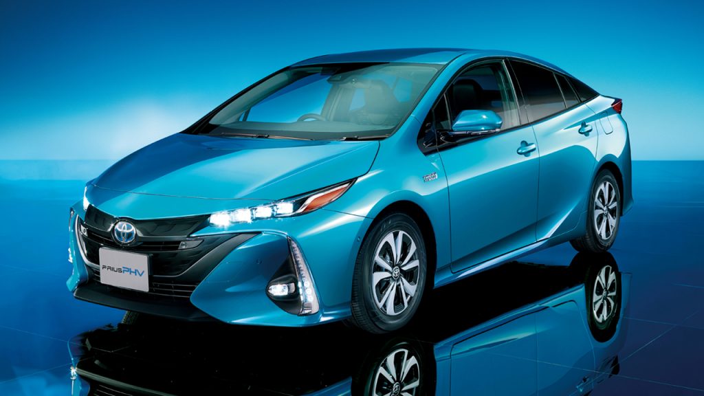 toyota_priusPHV