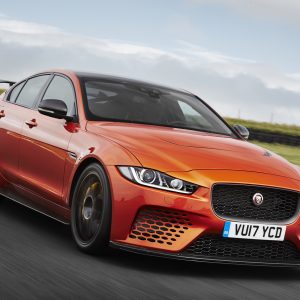 0628_Jaguar-XE-SV-project8_01