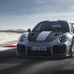 700psでも後輪駆動！
ポルシェ911 GT2RSがデビュー