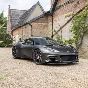 さらに軽く、先鋭的に
ロータス・エヴォーラGT430がデビュー
