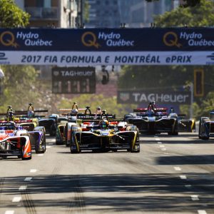 2016/2017 FIA Formula E Championship.
Round 12 - Montreal ePrix, Canada
Sunday 30 July 2017.
Felix Rosenqvist (SWE), Mahindra Racing, Spark-Mahindra, Mahindra M3ELECTRO, leads at the start of the race.
Photo: Patrik Lundin/LAT/Formula E
ref: Digital Image PL1_3428